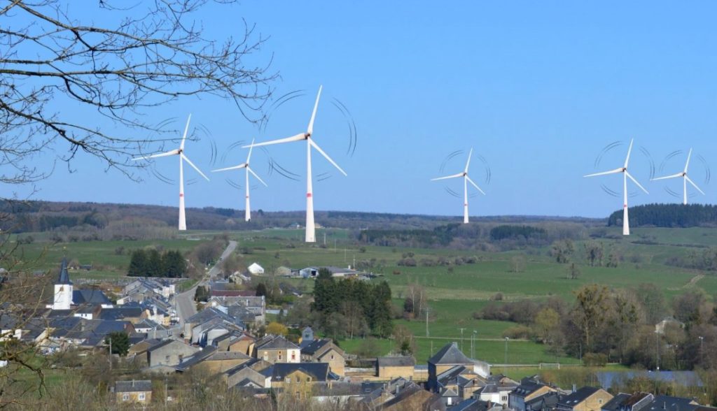 Eoliennes de 200 mètres de haut